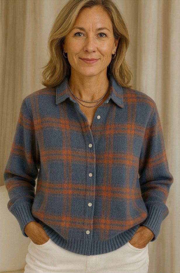 Jero™ | Mira – Knitted Blouse with Checkered Pattern